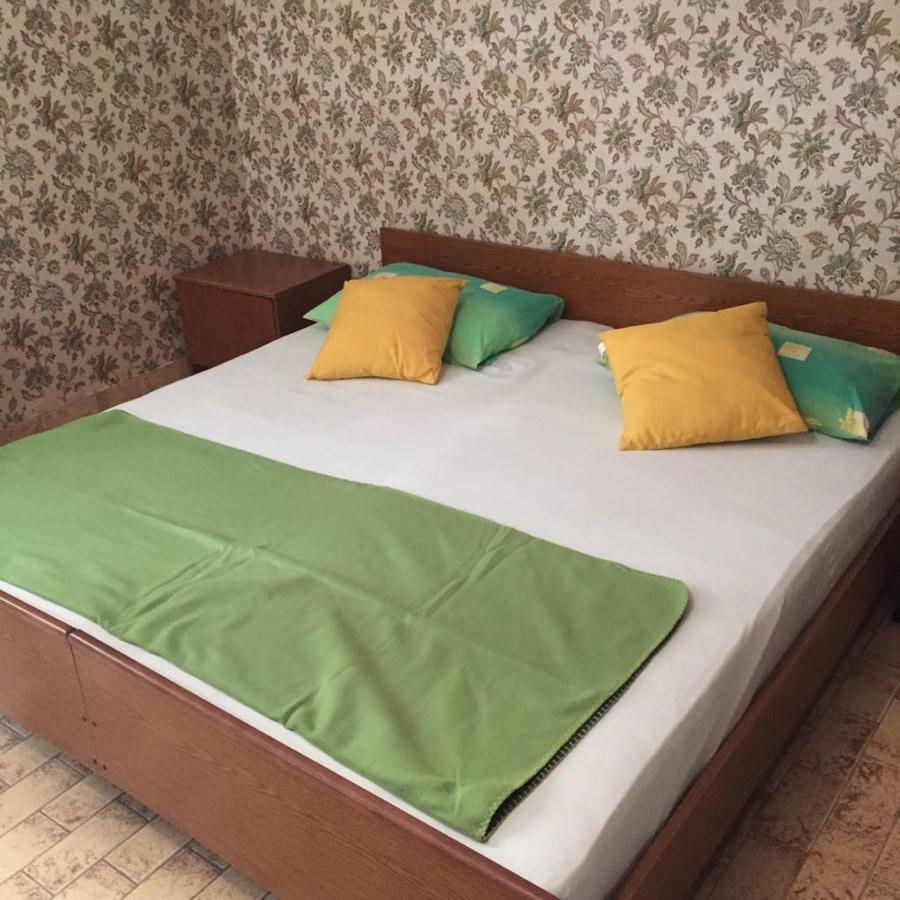 Big 4-Bedroom Apartment Perica, Podstrana Kültér fotó